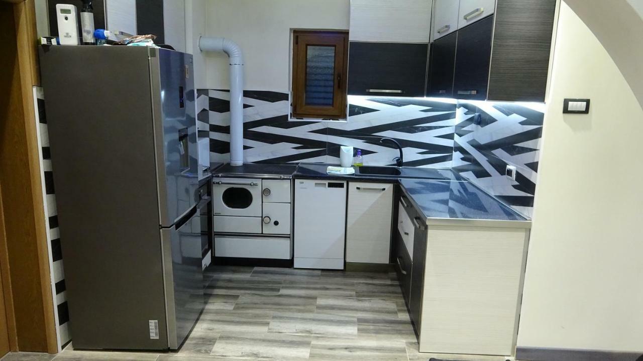 וירפזאר Apartment Kraljica Jelena מראה חיצוני תמונה