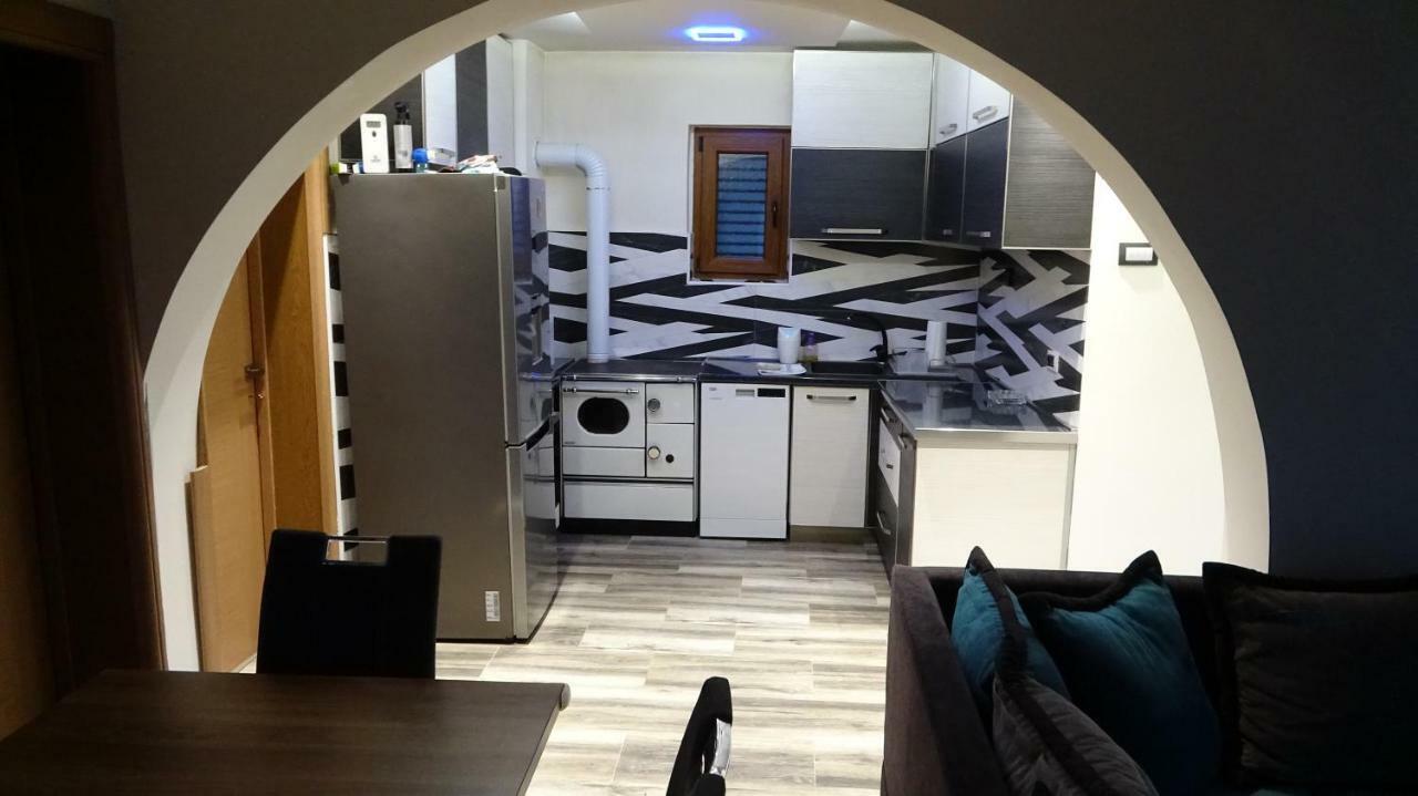 וירפזאר Apartment Kraljica Jelena מראה חיצוני תמונה